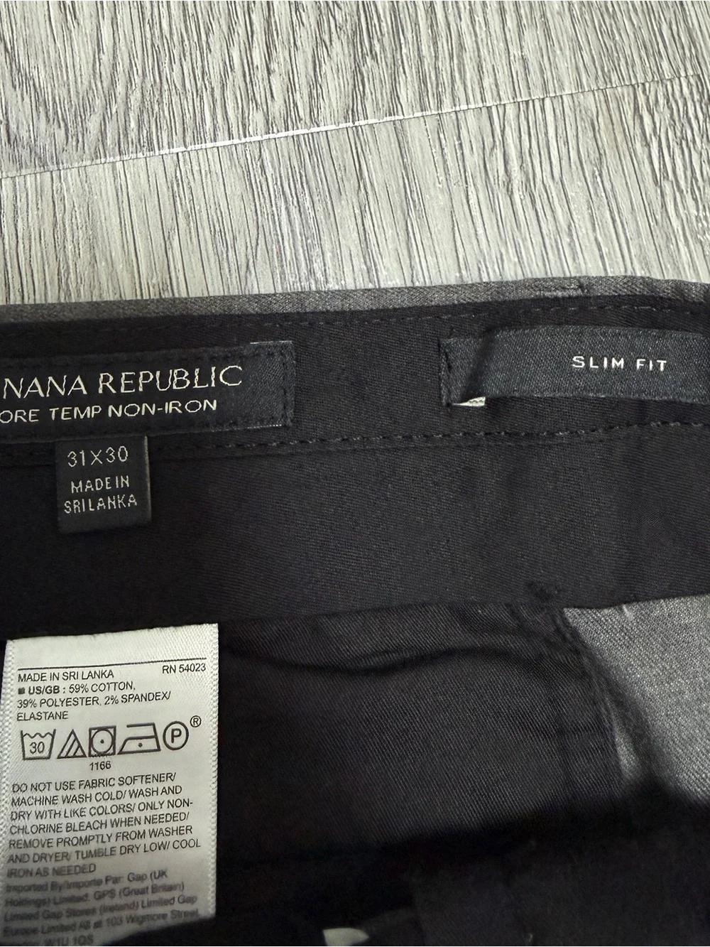 Banana Republic 31 x 30 Gray/Blue Core Temp Non-Iron Slim Fit Mens Dress Pants